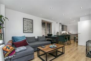 Flat 4, 43, Upper Clapton Road, Hackney, London E5 8AY