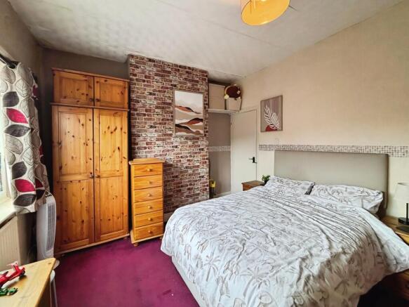 2 bed Terraced for sale Image 12