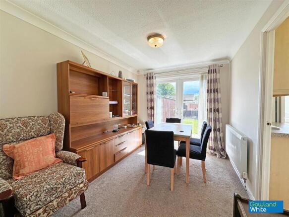 3 bed Semi-Detached for sale Image 8