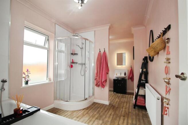 2 bed Terraced for sale Image 4