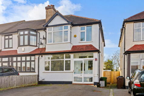 Stoneleigh Avenue, Worcester Park, Surrey, KT4 8XZ