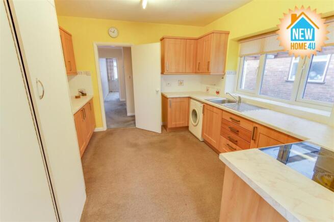 KITCHEN: