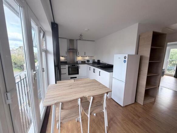 20poundmeadkitchen.jpeg