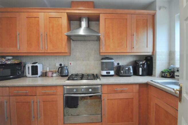 Kitchen 1.jpg