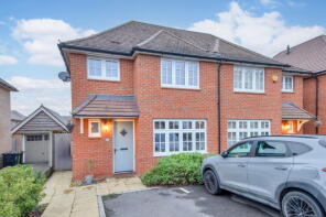 2, Hildefirth Close, Weldon, Swanscombe DA10 1AU