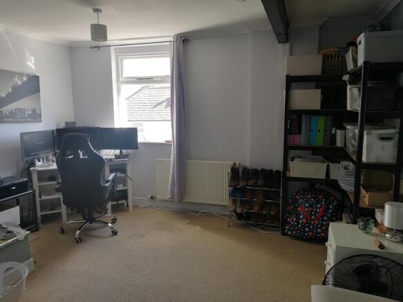 Photo 12