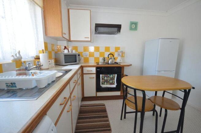 KITCHEN/BREAKF...