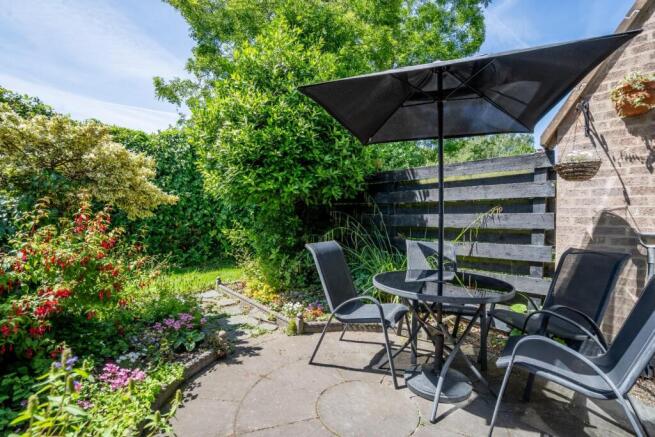 2 bed Town House for sale Image 12
