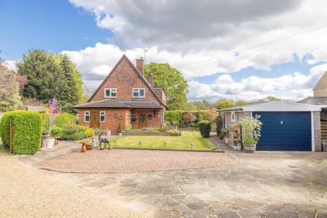 Chapel Lane, Stoke Poges, SL2