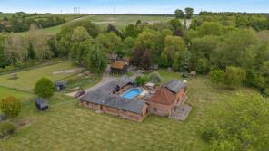 The Dovecot, Watergate Lane, Bulford SP4 9DY