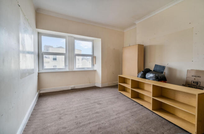 1374748-15-6908e0...