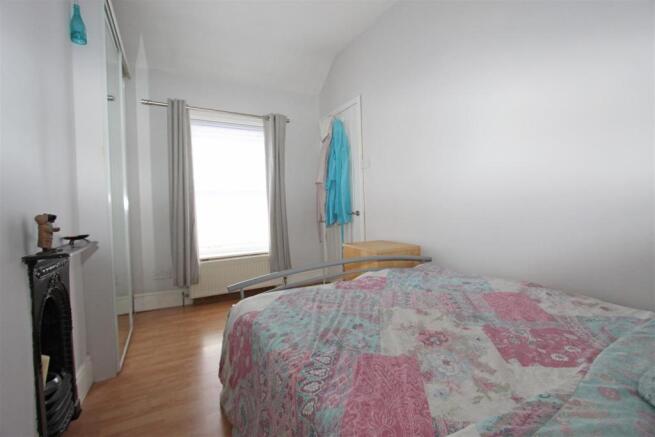 Bedroom 2..jpg