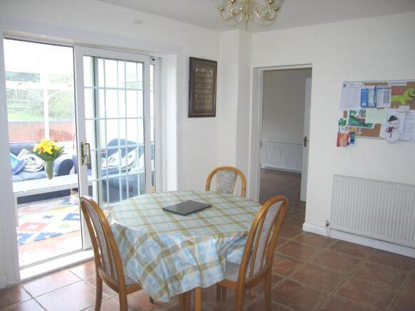 BREAKFAST ROOM