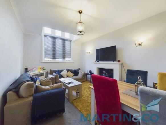 CAM01870G0-PR0156...