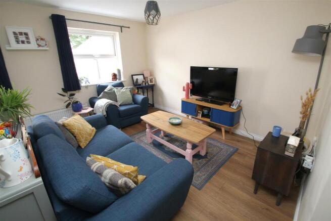 20, Jay Rise, Salisbury photo 4