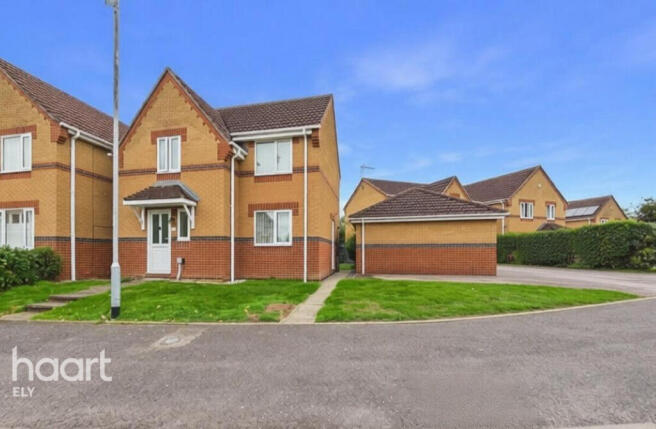 3-bed detached on Blackthorn Court, Soham, £300,000