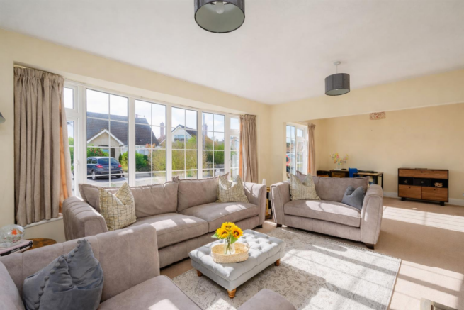 LIVING DINING ROOM