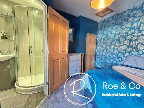 Bedroom two en-suite