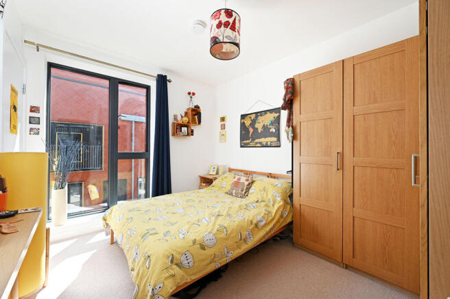 2 bed Town House for sale Image 7
