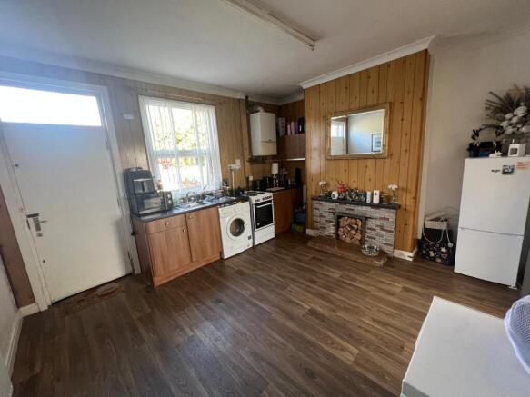 2 bed Terraced for sale Image 5