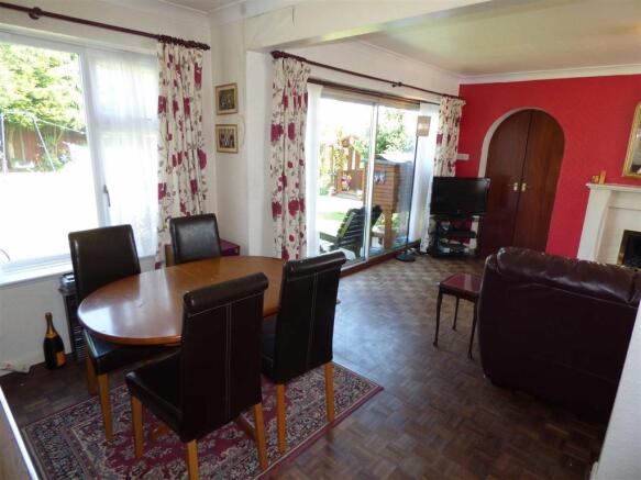 Living Room/Dining R