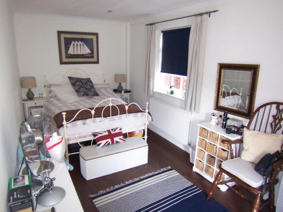 BEDROOM 3