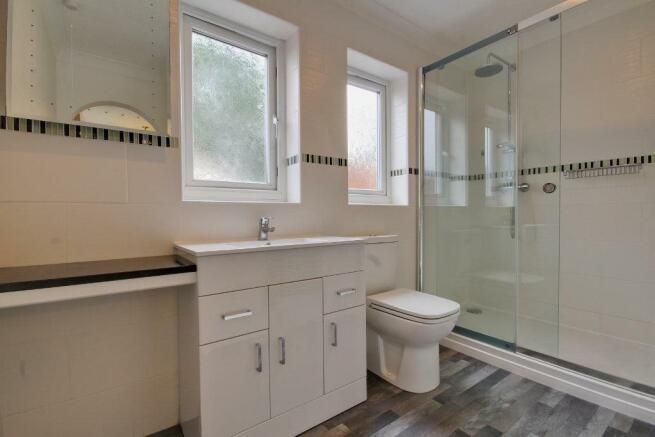 En Suite Shower Room