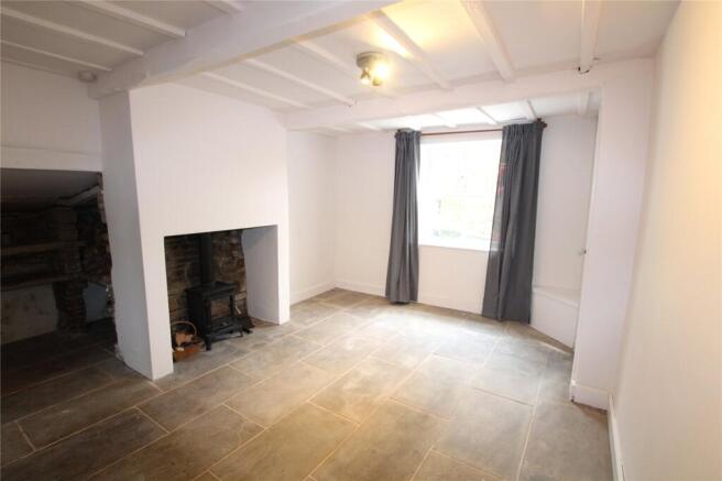 3 bed Terraced to rent Image 5