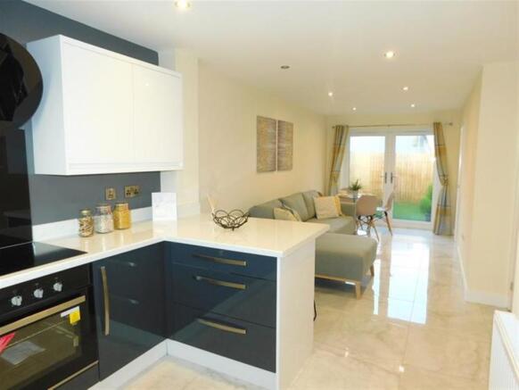 Kitchen lounge