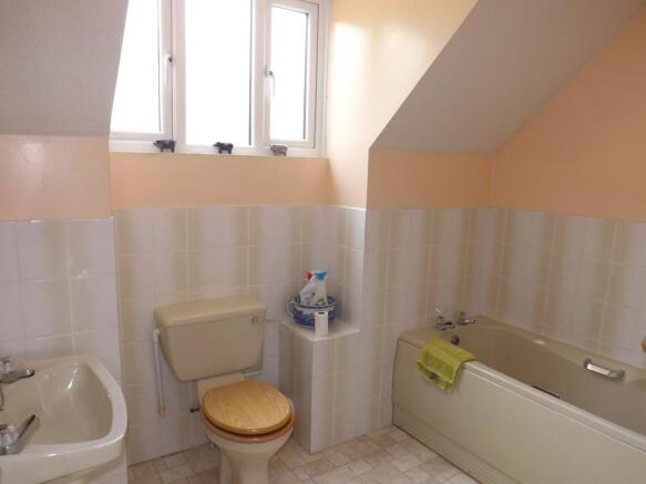 Photo 12