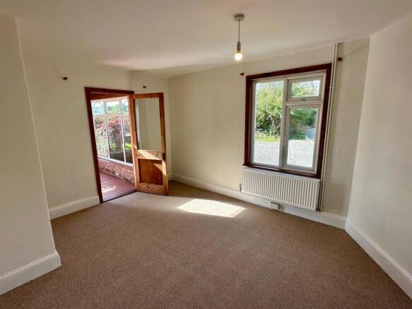 WhatsApp Image 2025-09-29 at 13.26.02_9ef24a3f.jpg