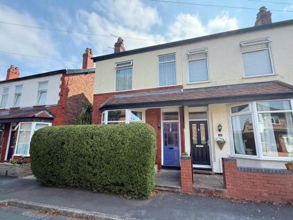 Glen Avenue, Sale, M33