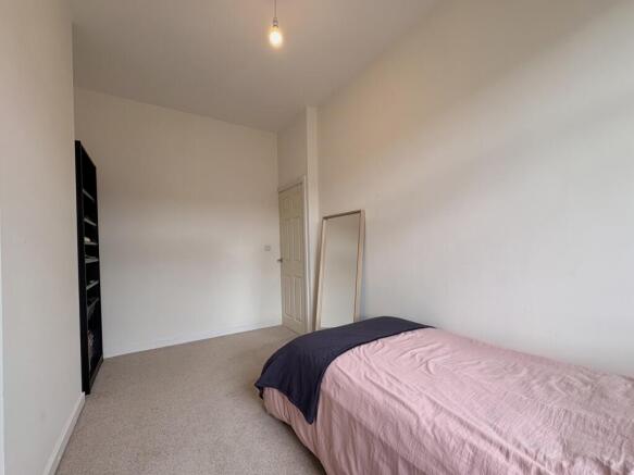2 bed Terraced for sale Image 11