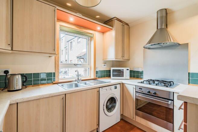 31 The Paddockholm, Edinburgh, EH12 7XP photo 4