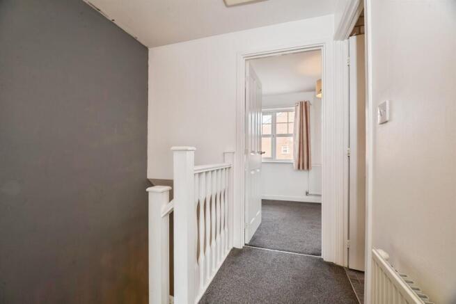 2 bed Terraced for sale Image 8