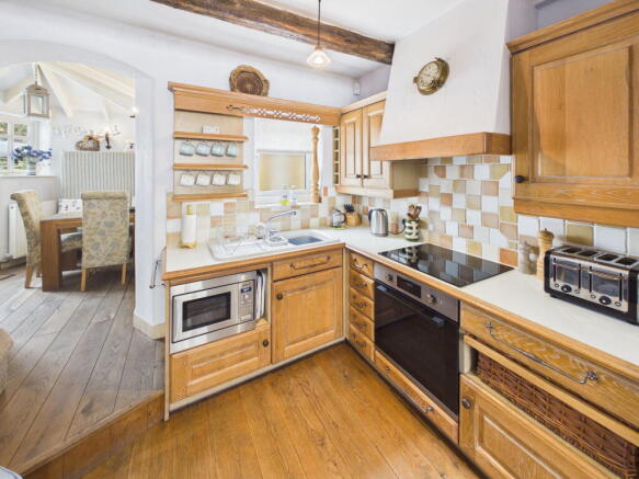 3 bed Terraced for sale Image 4