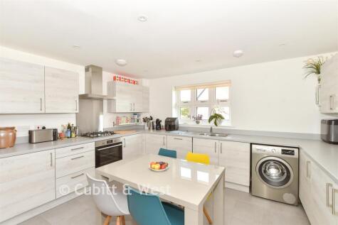 Bramley Vale, Cranleigh, Surrey