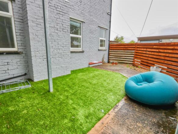 rear shared garden