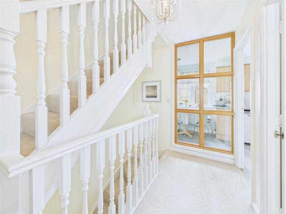 4 bed Town House for sale Image 12