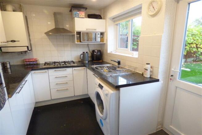 Kitchen b