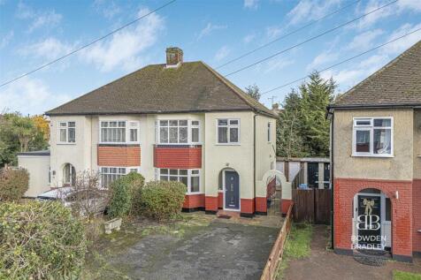 Longport Close, Hainault, IG6