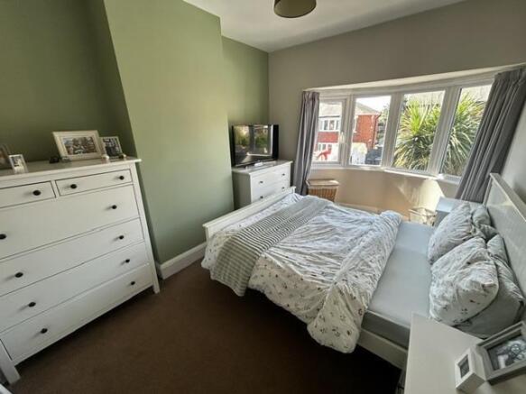 3 bed Semi-Detached for sale Image 9