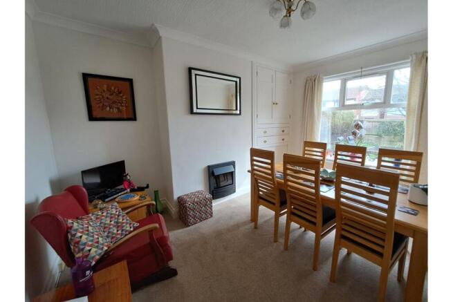 3 bed Semi-Detached for sale Image 6