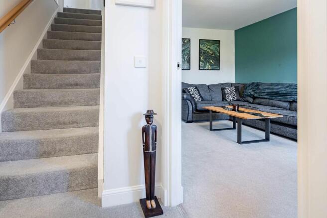 Hallway/Lounge