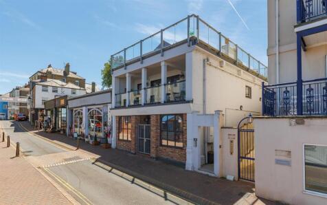 RARELY AVAILABLE IN OLD TOWN COWES - Bath Road, Cowes