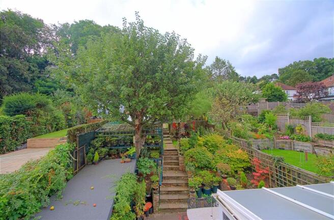 VIEWS OF REAR GARDEN