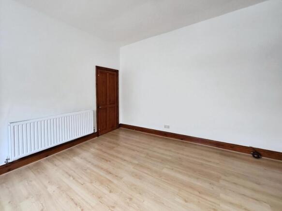 2 bed Terraced for sale Image 7