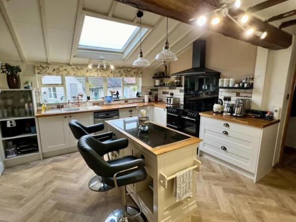 Kitchen/Breakfast Room