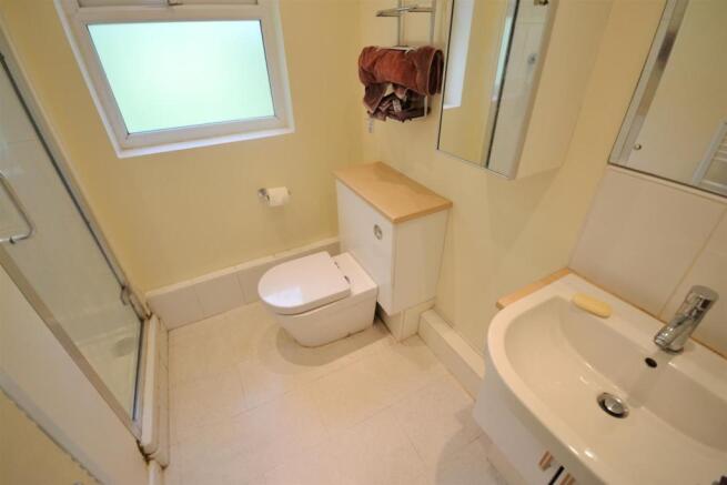 En-Suite Shower Room (2).jpg