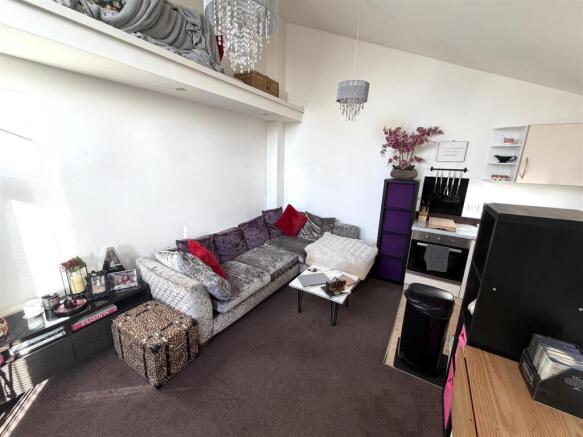Living area.jpeg